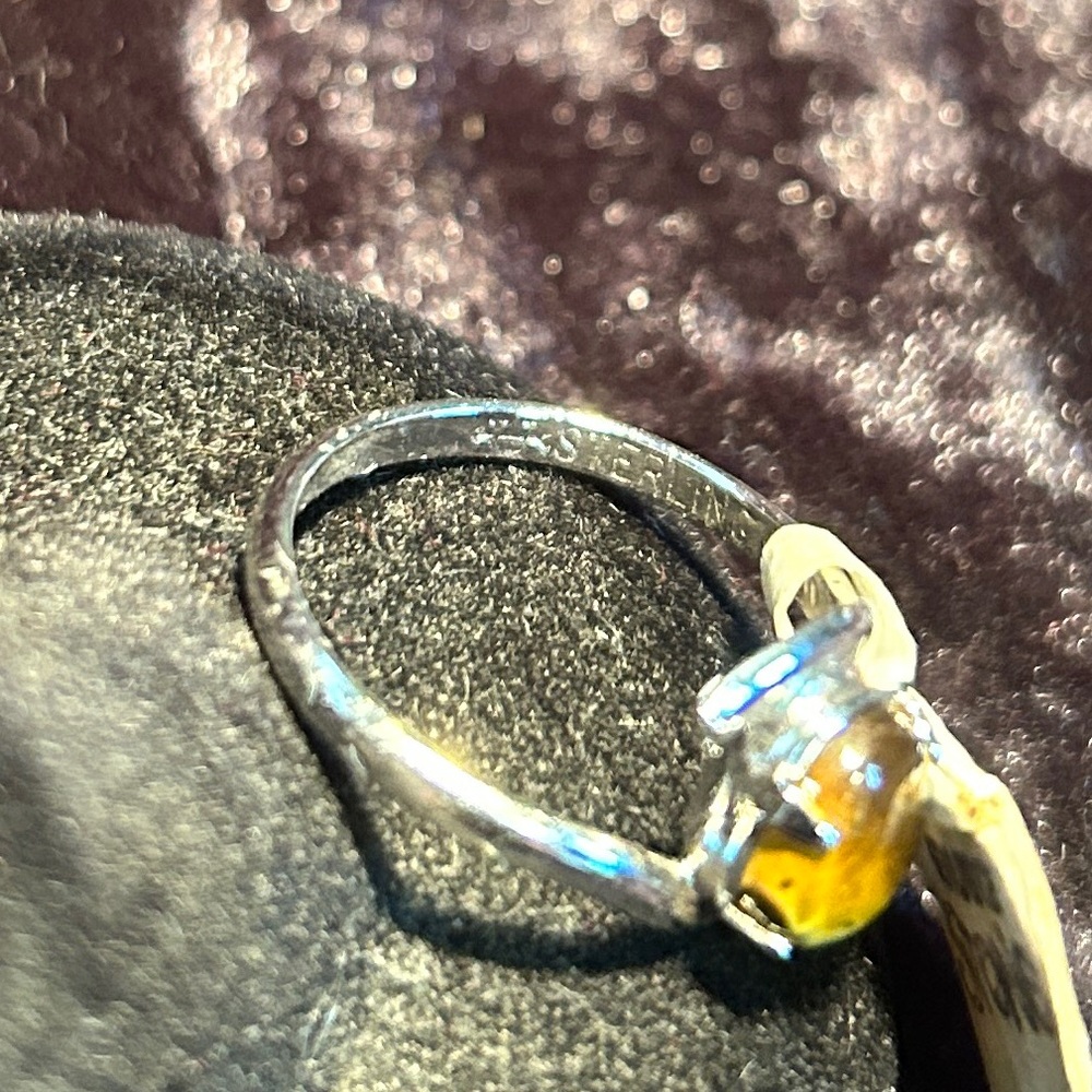 🍓UNCAS VINTAGE STERLING SILVER TIGERS EYE RING - Picture 2 of 4